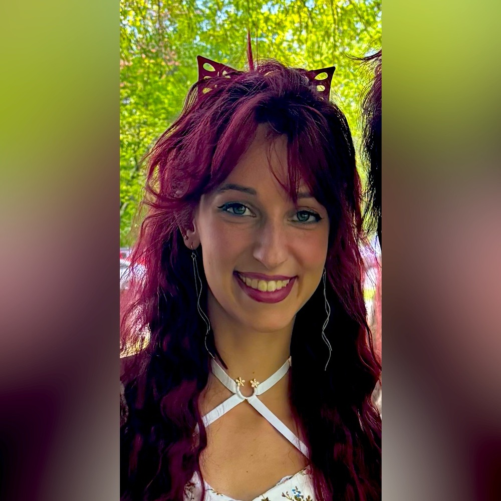 Meet your Posher, Rose